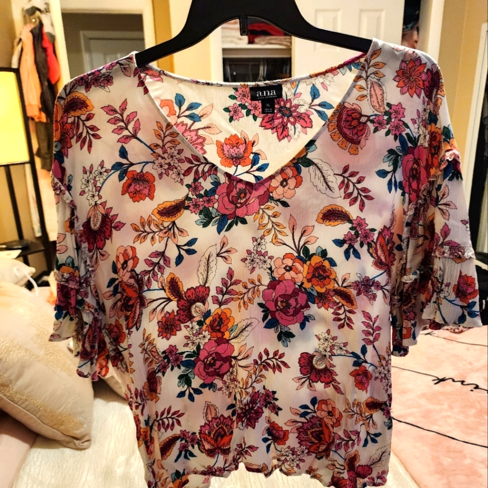 Flowy Floral Top